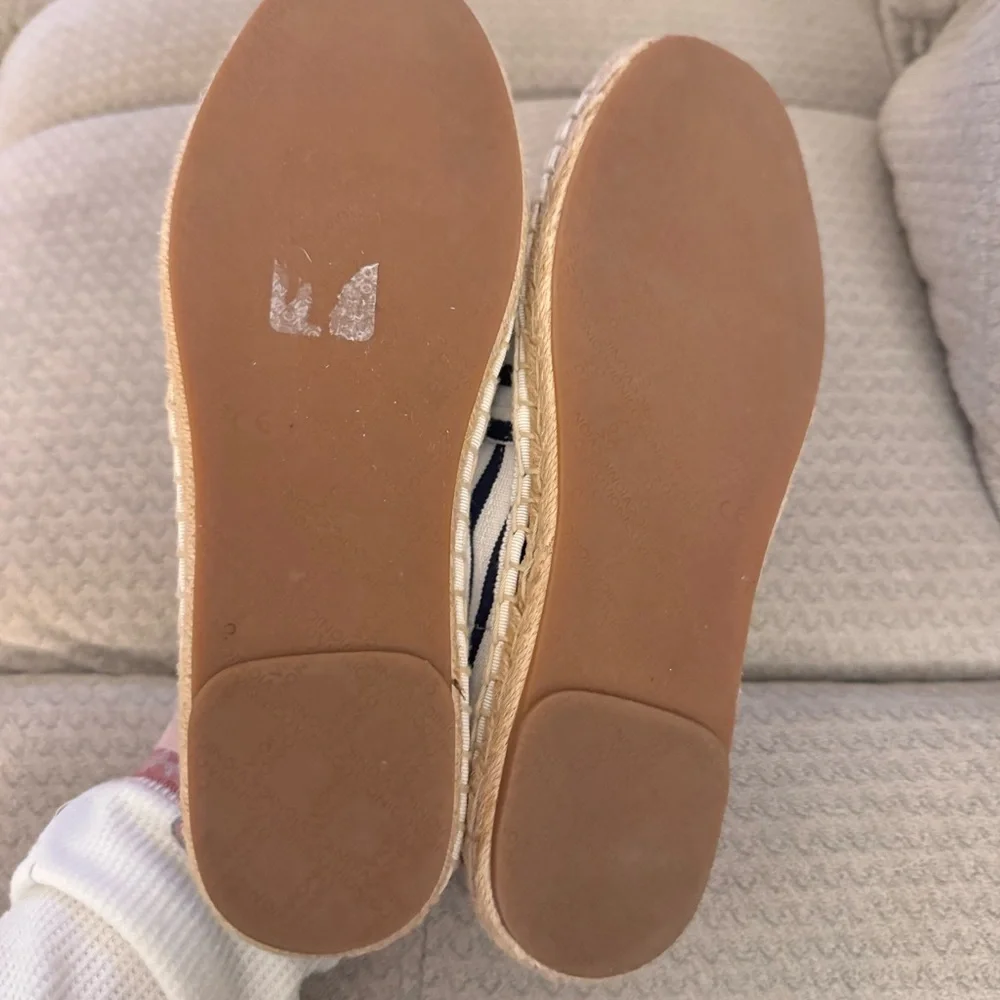 Vionic Valerie striped espadrilles flats loafers size 8
